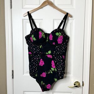 Torrid Betsey Johnson Womens Size 3X Floral One Piece Swimsuit Black Multicolor